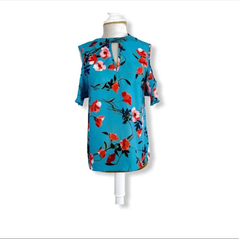 Japna top flower front keyhole cold shoulder S - Picture 1 of 6